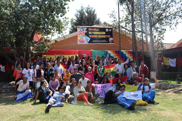 Bolivia: Campesinos e indígenas Latinoamericanos fortalecen sus luchas contra el capital a través de la formación de sus dirigentes y dirigentas
